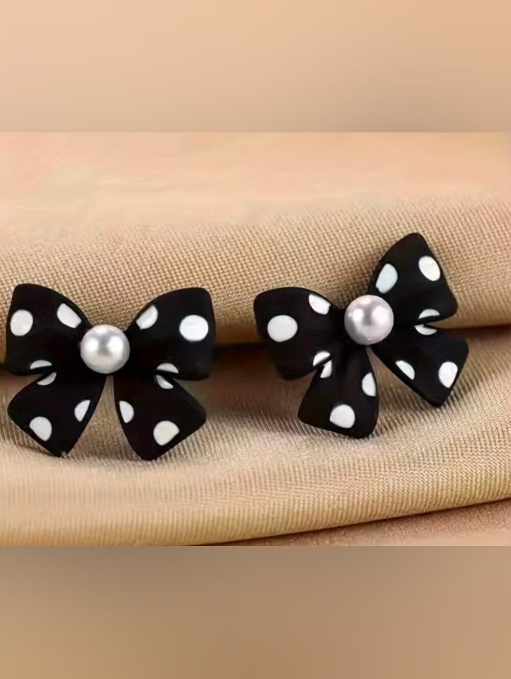 $8 Each Or Bundle 5/$20 Black Bow With White Polka Dot Stud Earrings